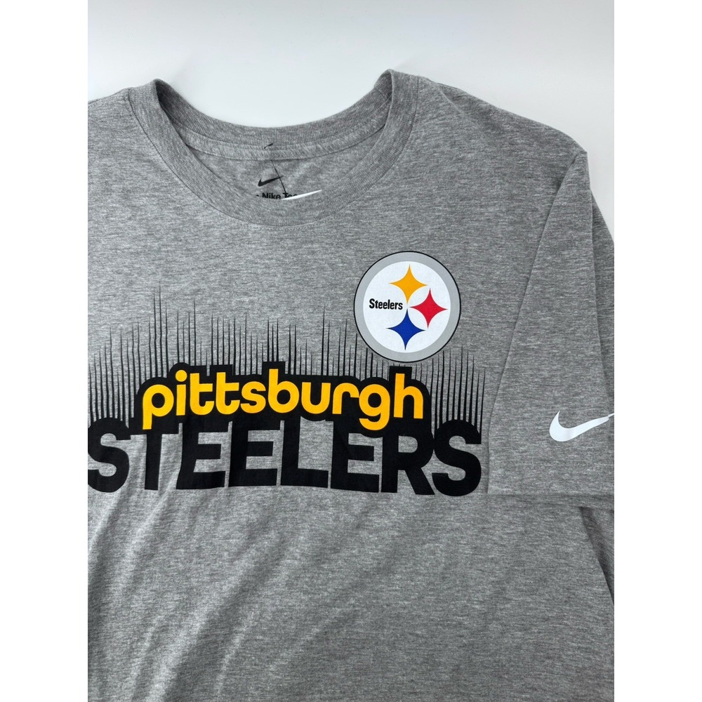 Nike NWT Size Medium Men's Pittsburgh Steelers Football T-Shirt New!